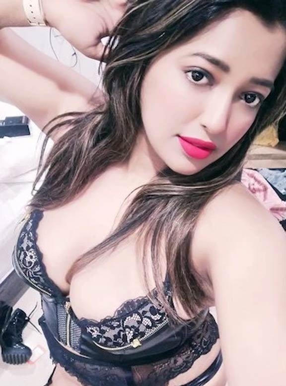 Navi Mumbai aged housewife Call Girl